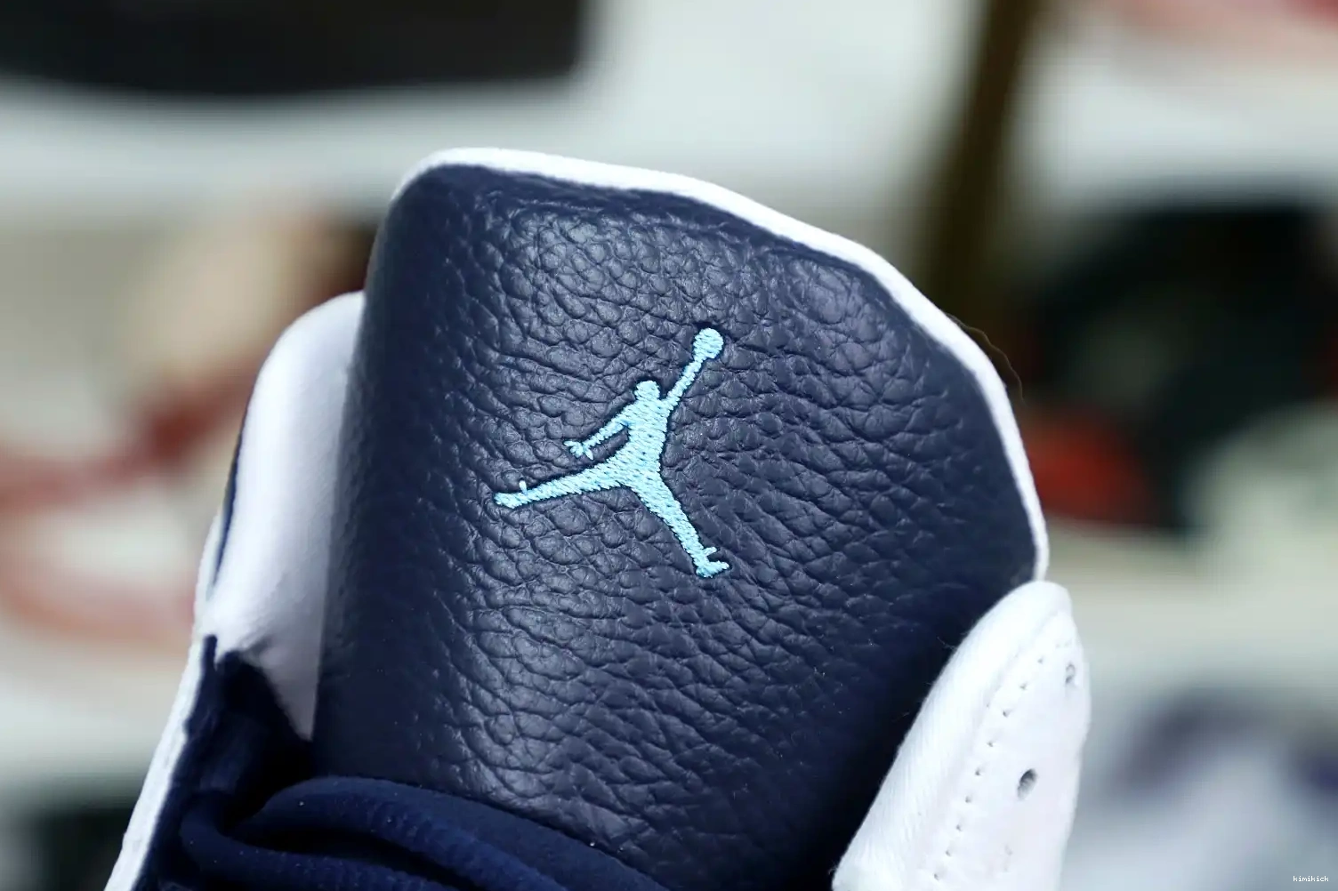13 Kimikick OBSIDIAN AIR RETRO BLUE JORDAN WHITE 414571-144 POWDER 0620
